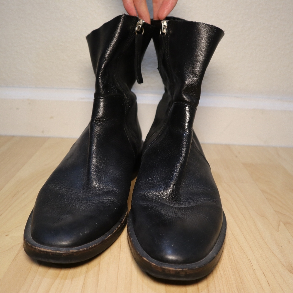 Topshop Artichoke Leather Side Zip Black Booties Size UK 38